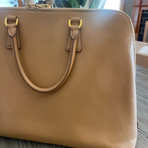 Prada Saffiano Lux Bag - Picture 3 of 16